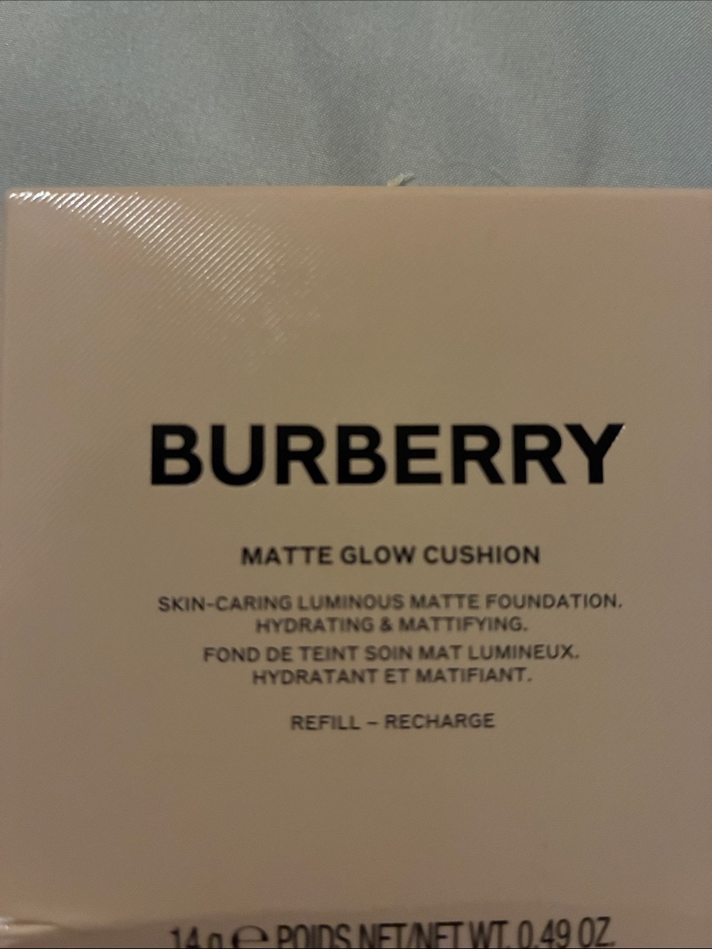 Burberry Matte Glow Cushion & Beyond Radiance Primer - Fair Cool (20)